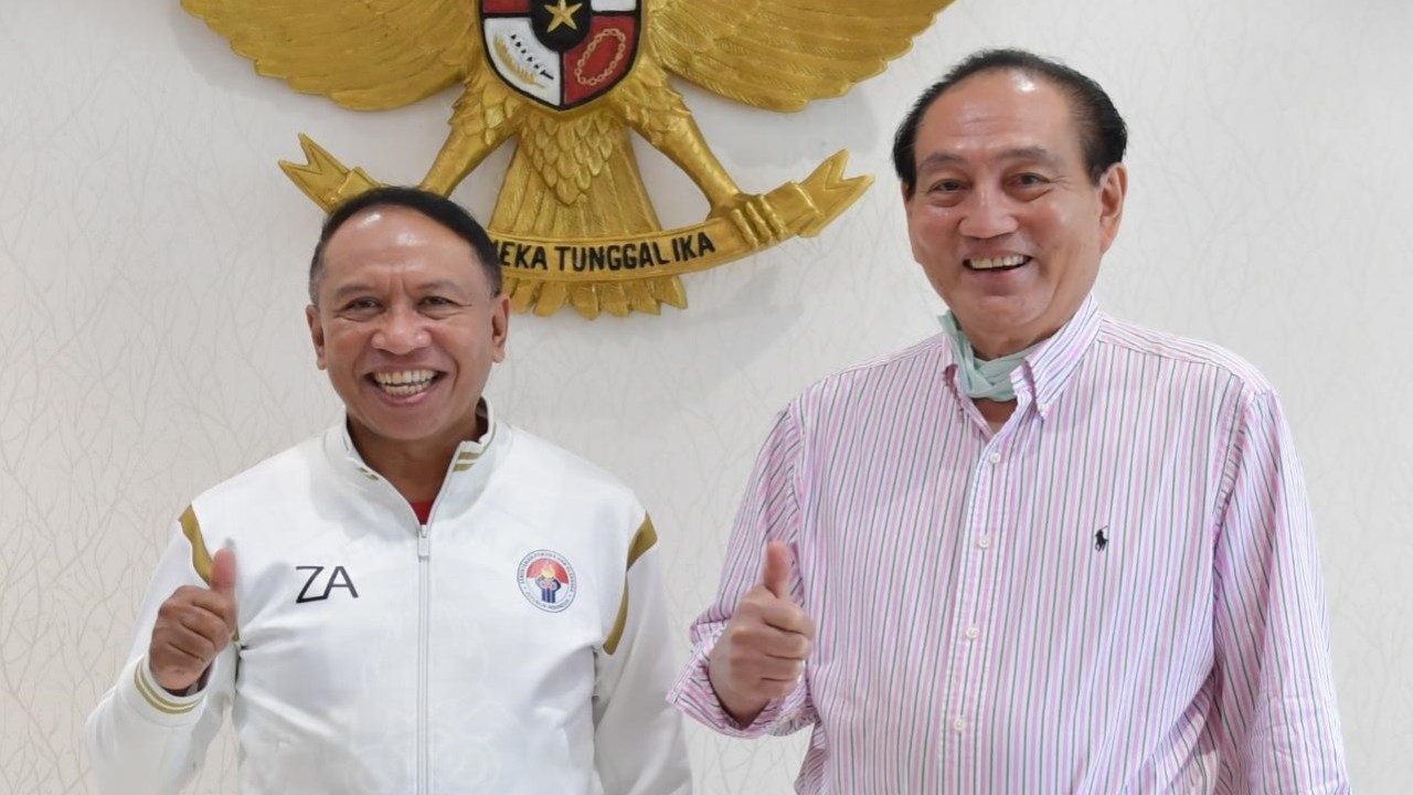 Menpora Zainudin Amali bersama Theo L. Sambuaga