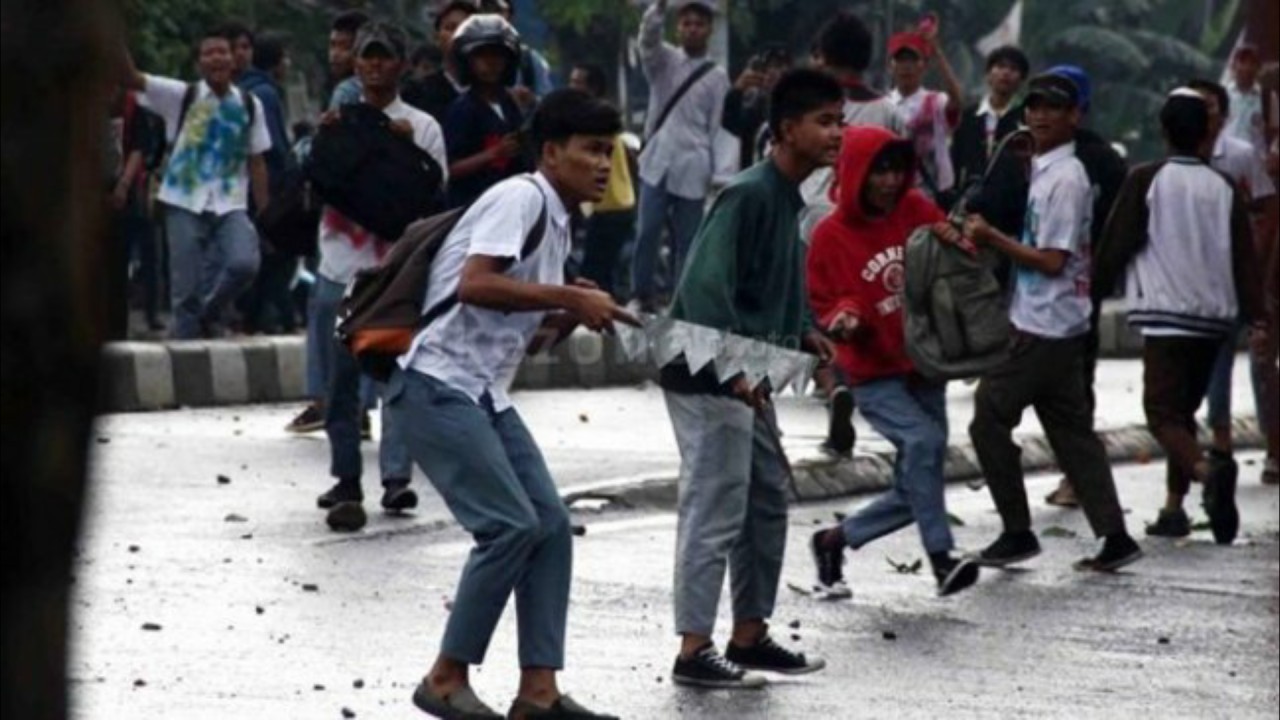 Ilustrasi pelajar tawuran. (Net)