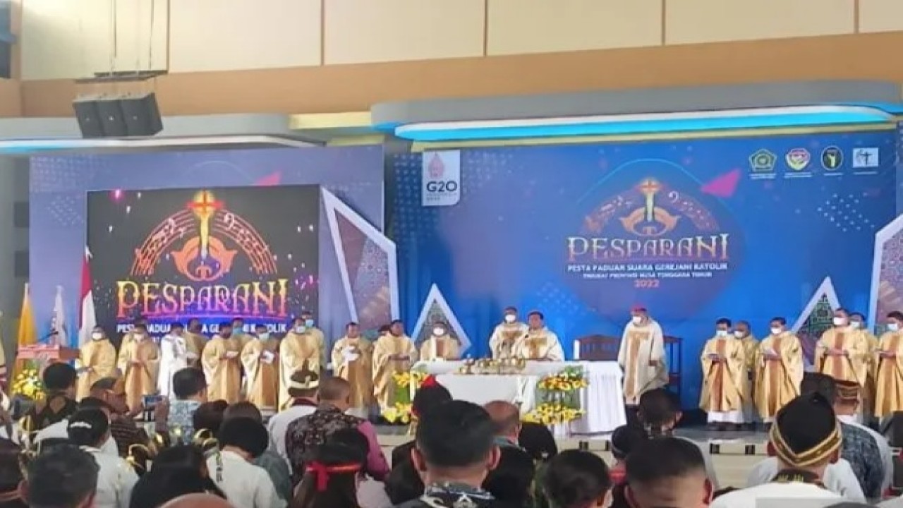 Misa pembukaan pesta paduan suara gerejani (Pesparani) Katolik II tingkat Provinsi NTT, Minggu (4/9/2022)