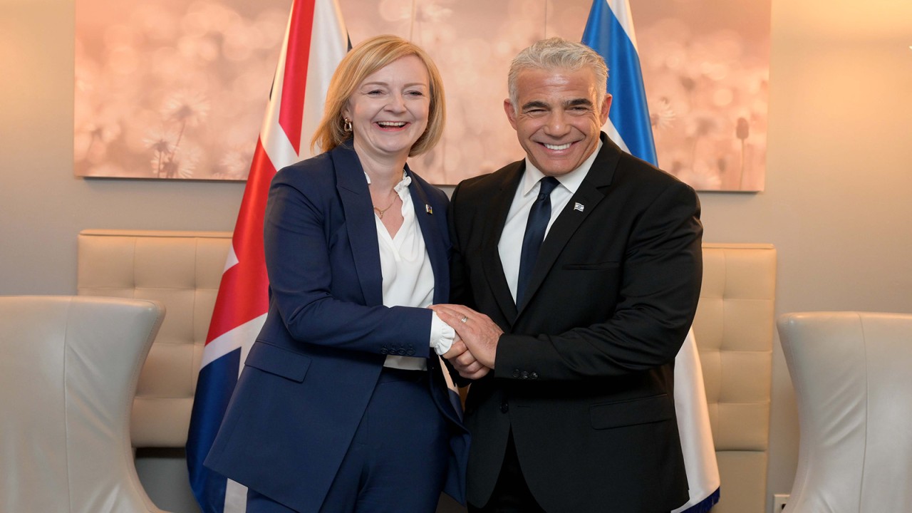 PM Inggris Liz Truss dan PM Israel Yair Lapid/ist