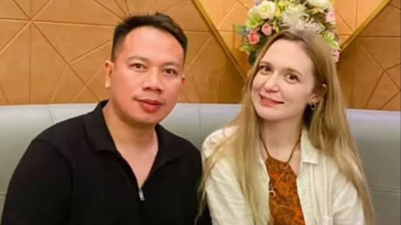 Vicky Prasetyo dan DJ Aliona/net