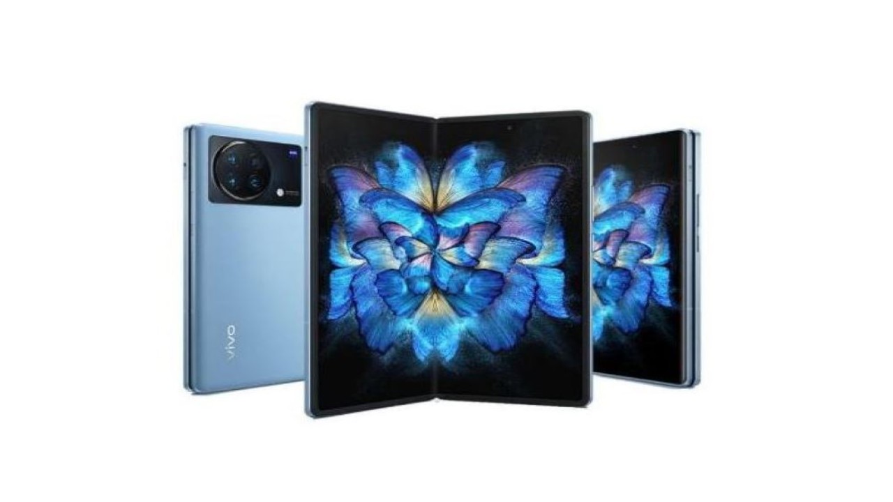 Ponsel lipat Vivo X Fold. (Gizmochina)