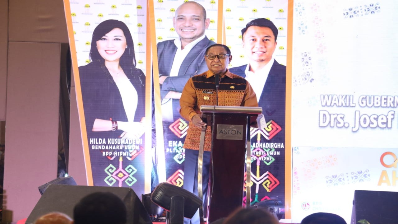 Wakil Gubernur NTT, Josef Nae Soi saat menghadiri Rapat Kerja Daerah (Rakerda) dan Pendidikan-Pelatihan Daerah (Diklatda) BPD HIPMI NTT, Kamis (29/2/2022) . Foto (Istimewa)