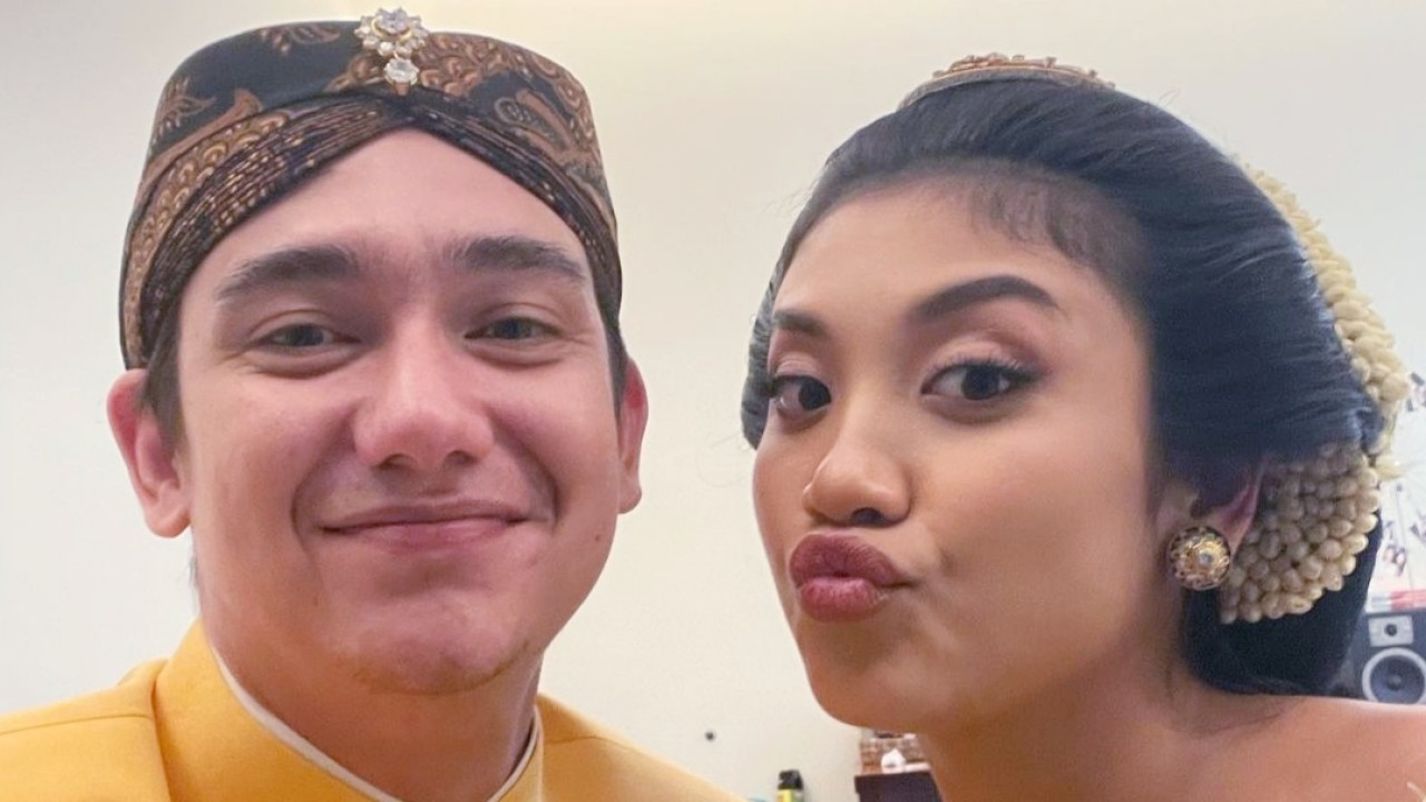 Adipati Dolken dan Canti Tachril/Instagram