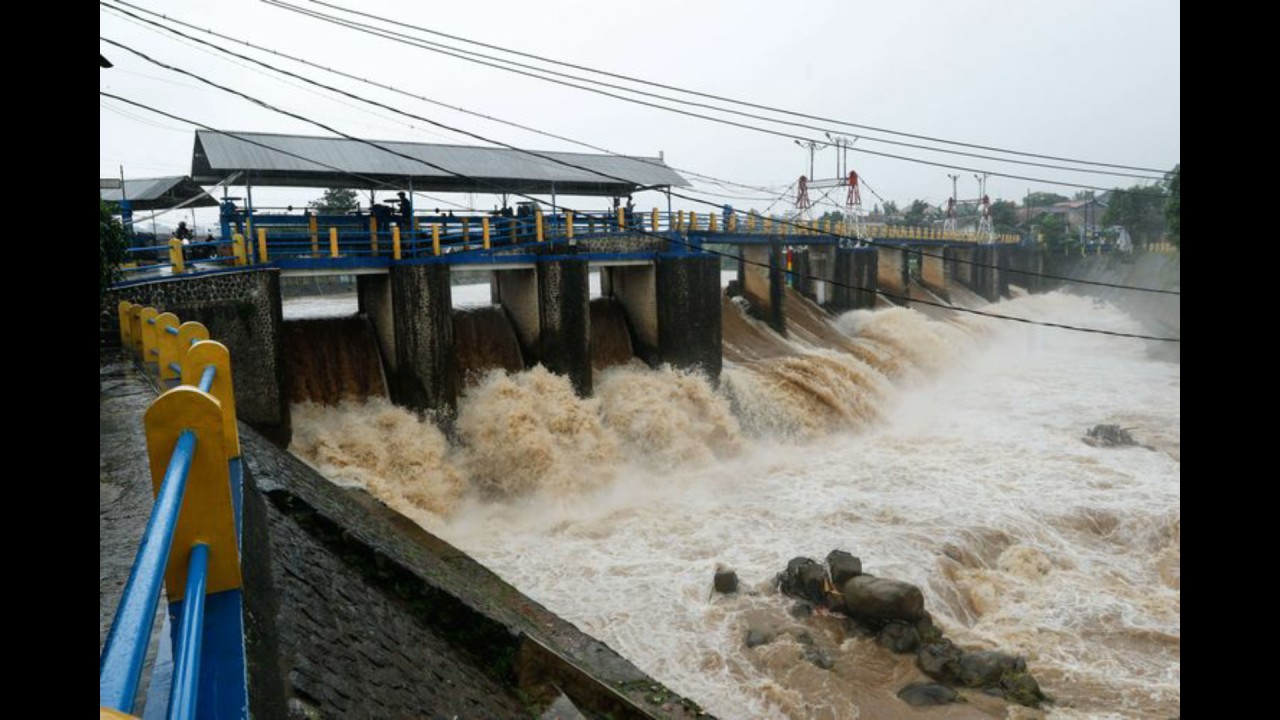 Bendung Katulampa. (Net)