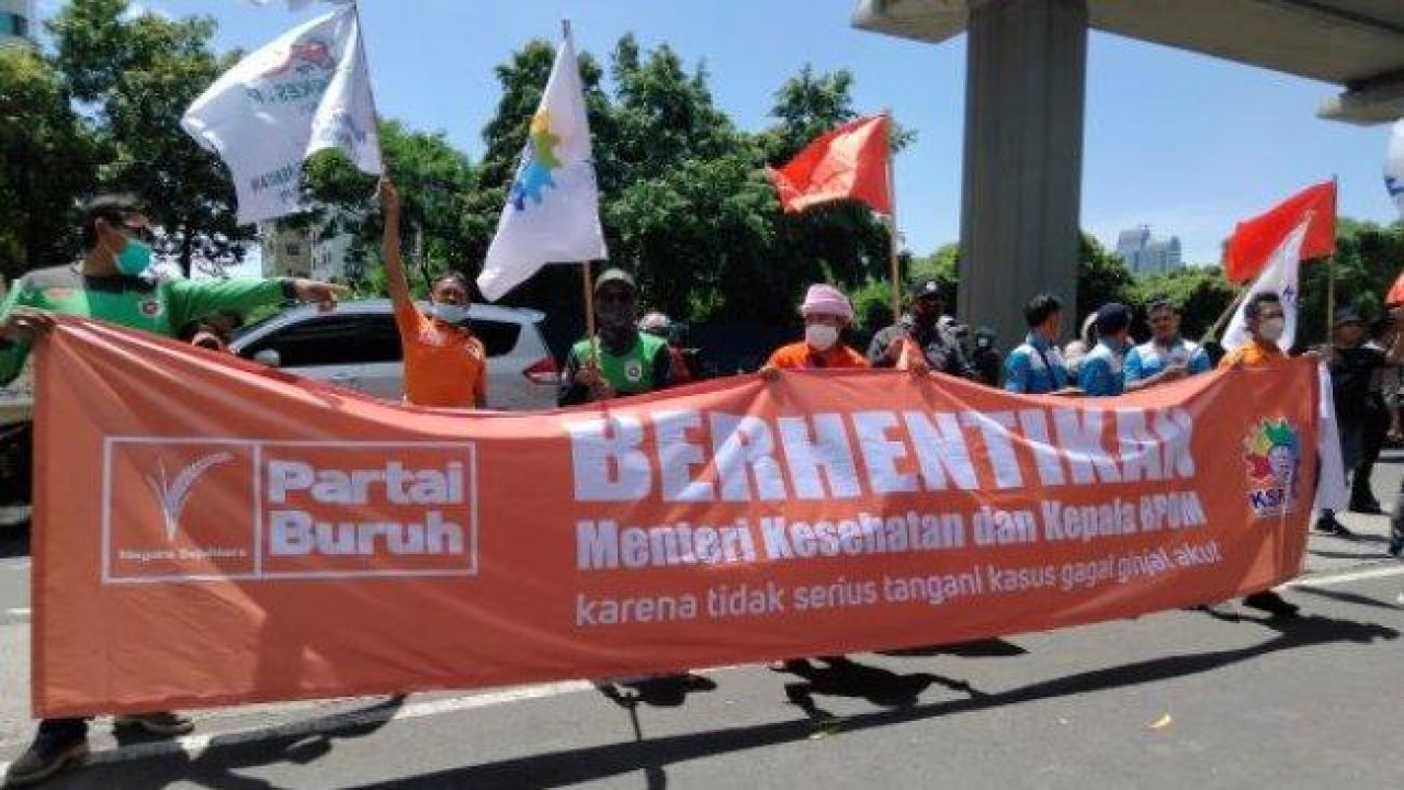 Demo buntut kasus gagal ginjal akut/ist