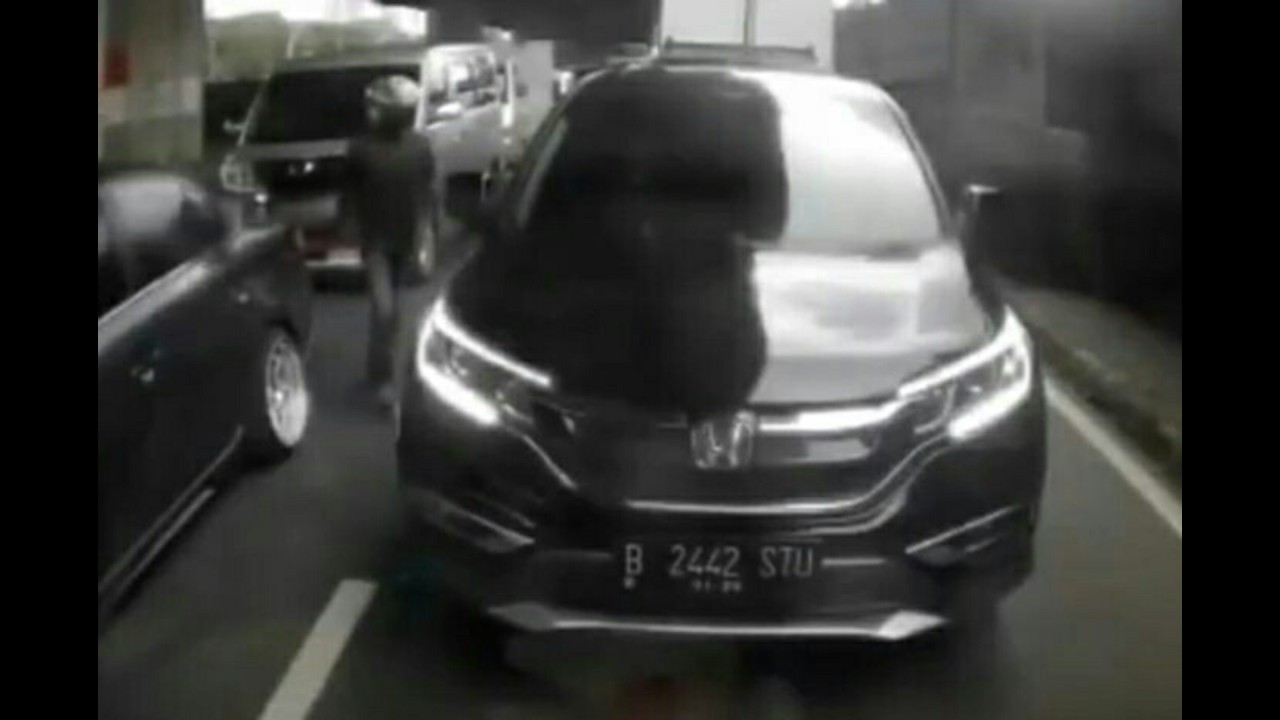 Jambret pengendara mobil. (Net)