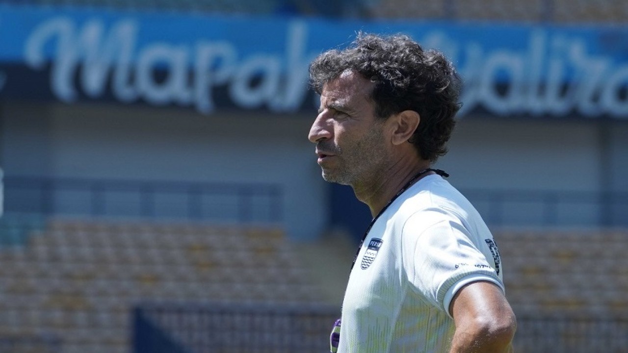 Pelatih Persib, Luis Milla