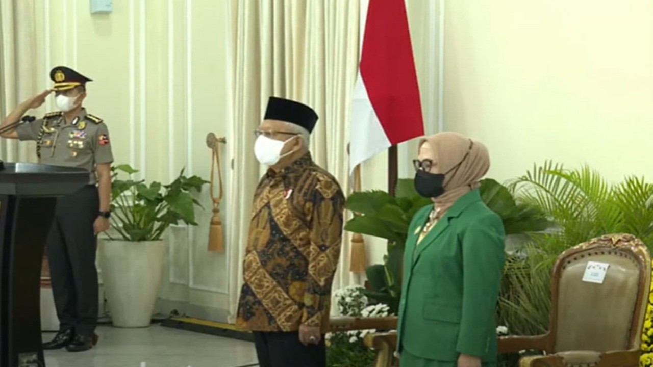 Wapres K.H. Maruf' Amin dan  Ketua Umum Persami, Ibu Siti Nur Azizah