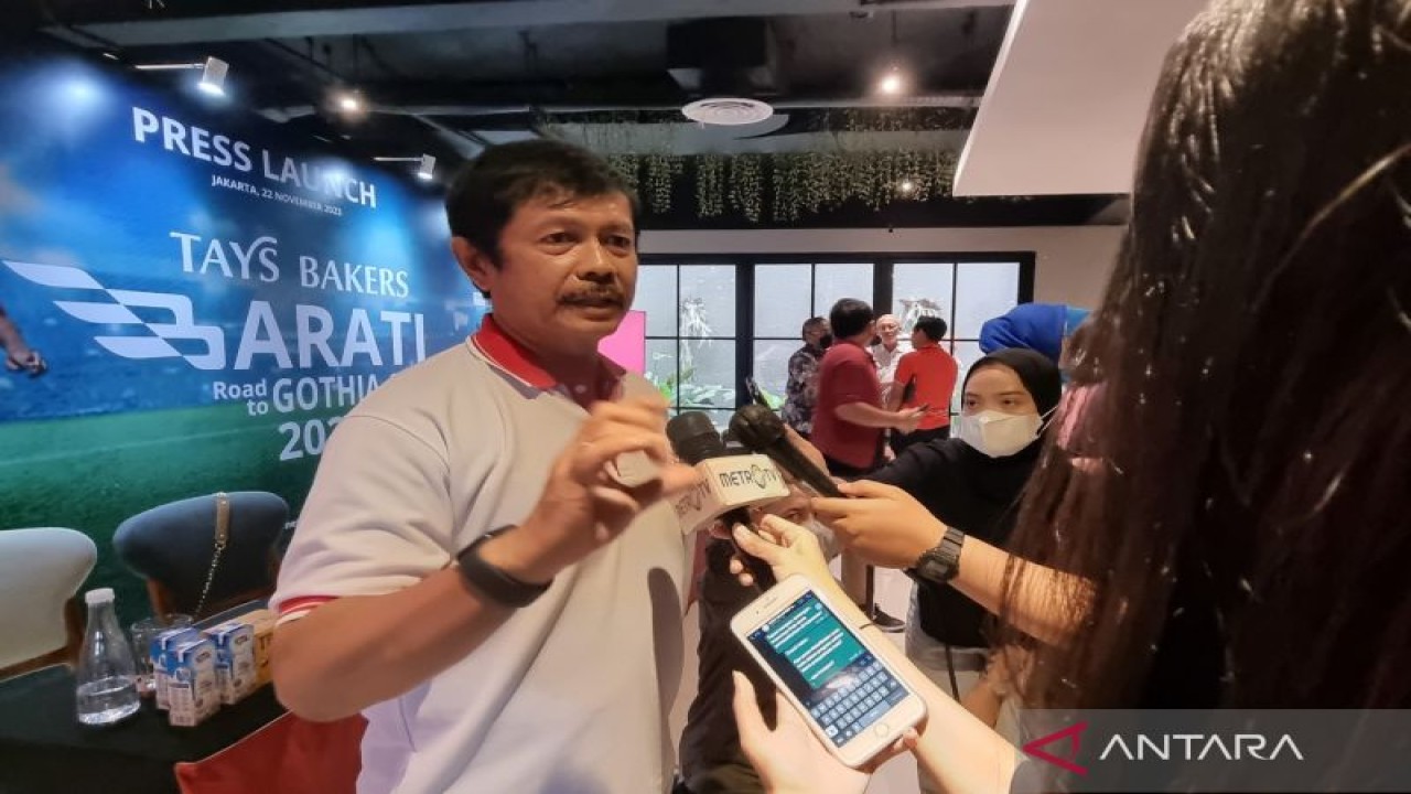 Direktur Teknik PSSI Indra Sjafri di sela launching Tays Bakers BARATI Road to Gothia Cup 2023 di Jakarta, Selasa (22/11/2022). ANTARA/Bayu Kuncahyo