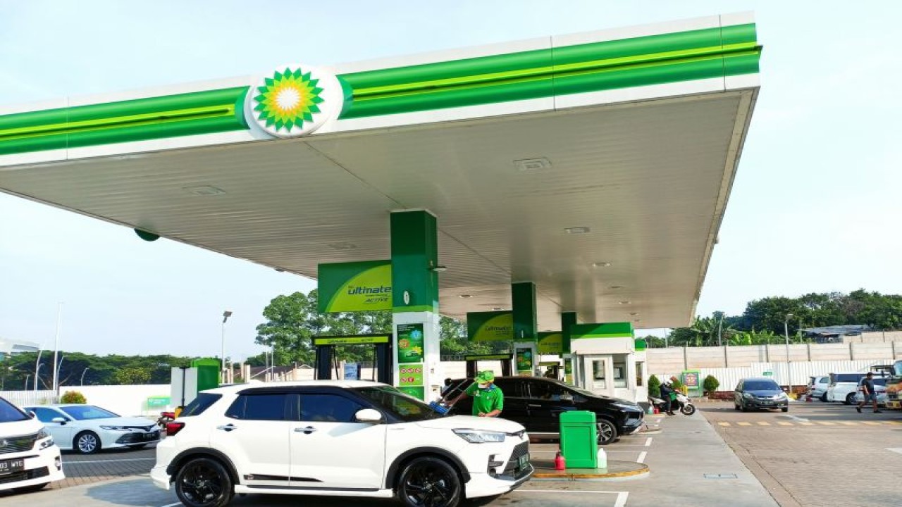 BP-AKR kenalkan BBM "bp Ultimate" (ANTARA/HO)