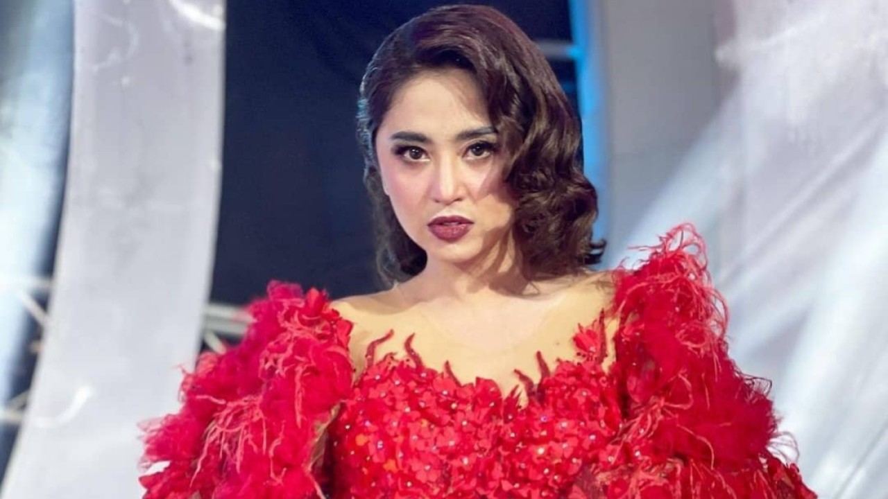 Dewi Perssik/Instagram