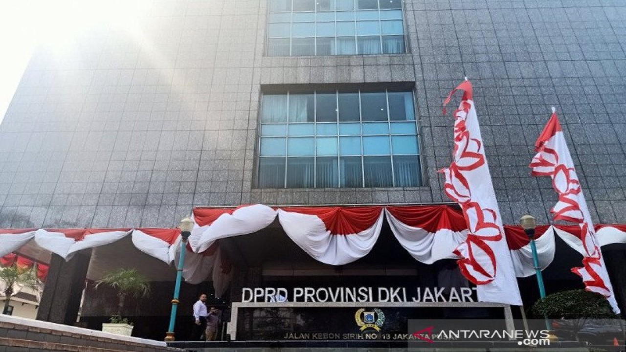 Gedung DPRD DKI Jakarta di Jalan Kebon Sirih, Gambir, Jakarta Pusat. ANTARA/Andi Firdaus/am