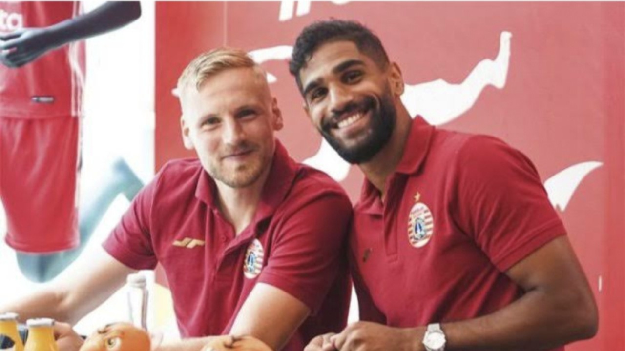 Hanno Behrens dan Abdulla Yusuf Helal