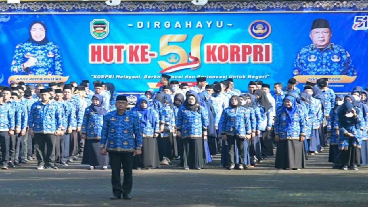 Suasana upacara HUT ke-51 Korpri di Pemerintah Kabupaten Purwakarta, Jawa Barat, Selasa (29/11/2022). (ANTARA/HO-Pemkab Purwakarta)