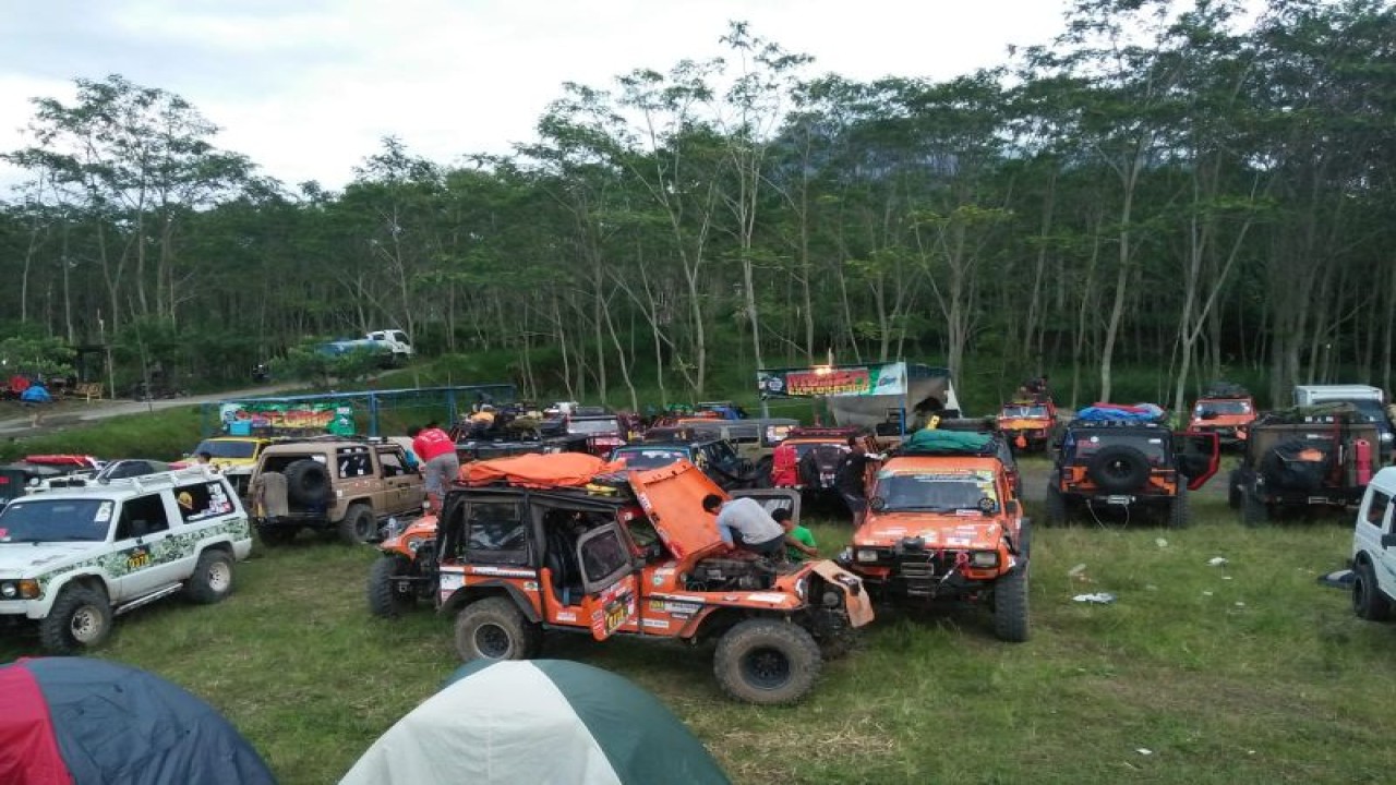 Ilustrasi - Kegiatan kenduri jip yang diselenggarakan di kawasan wisata Kaliurang beberapa waktu lalu. ANTARA/HO-Dinas Pariwisata Sleman
