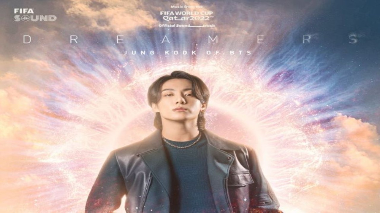Jungkook BTS baru-baru ini merilis foto sampul epik dari soundtrack resmi 'FIFA World Cup Qatar 2022', untuk lagu 'Dreamers'. (Istimewa)