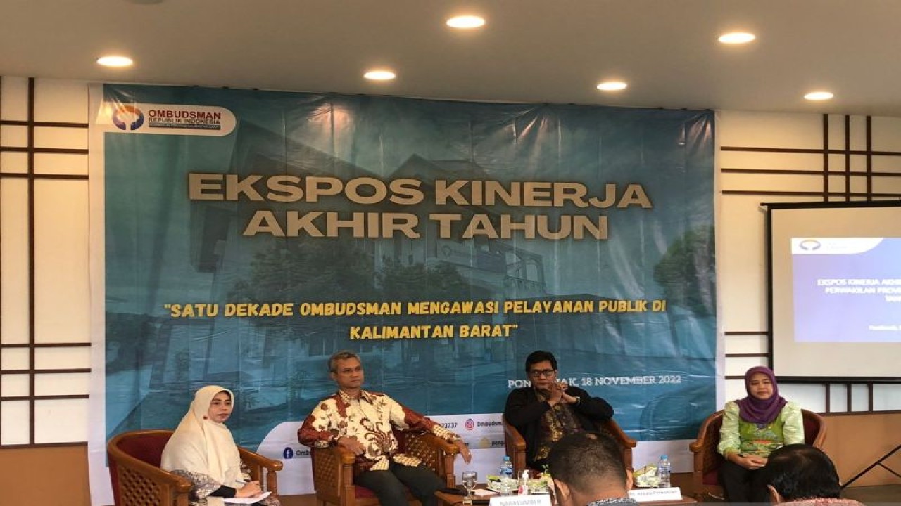 Kegiatan ekspos kinerja Ombudsman Kalbar 2022 (ANTARA/Dedi)