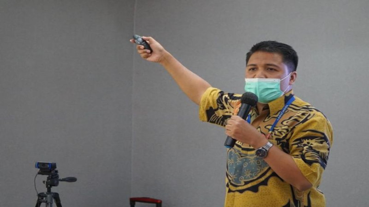 Koordinator Nasional Perhimpunan Pendidikan dan Guru (P2G) Satriwan Salim. (ANTARA/HO- Dokumentasi Pribadi)