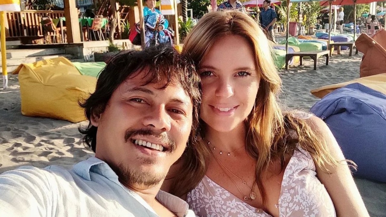 Mayky Wongkar dan istri bule/Instagram