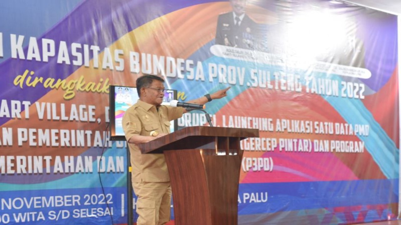 Gubernur Sulteng Rusdy Mastura menyampaikan sambutan dalam peluncuran program pembangunan desa antikorupsi, di Palu, Selasa (22/11/2022). ANTARA/HO-Setda Pemprov Sulteng