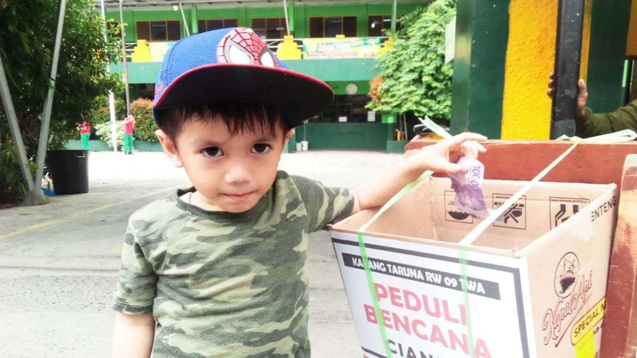 Penggalangan dana peduli bencana Cianjur.