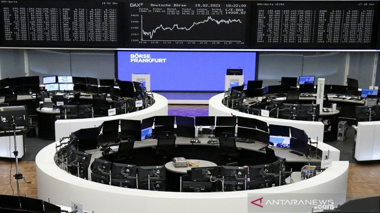 Ilustrasi: Pergerakan naik Indeks DAX, di Bursa Efek Frankfurt, Jerman. ANTARA/Reuters/Staff/aa. (REUTERS/STAFF)