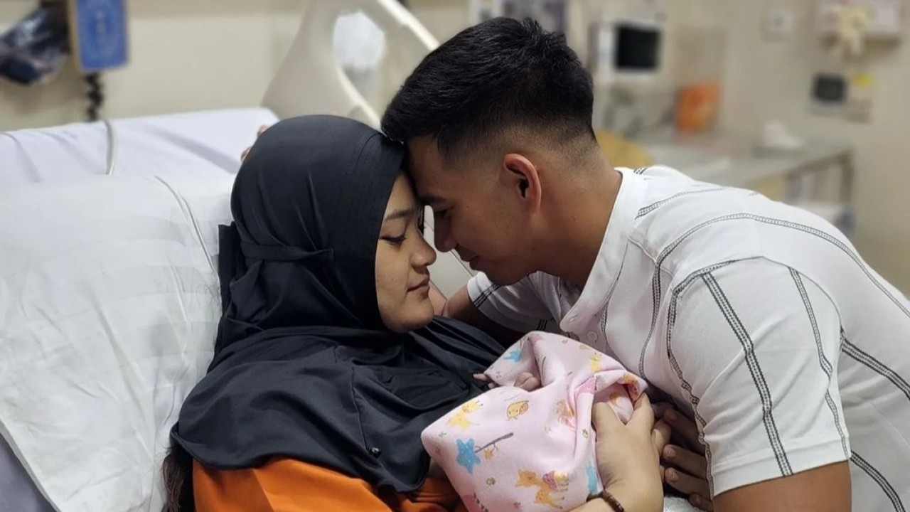 Ridho DA bersama istri dan anak pertama/Instagram