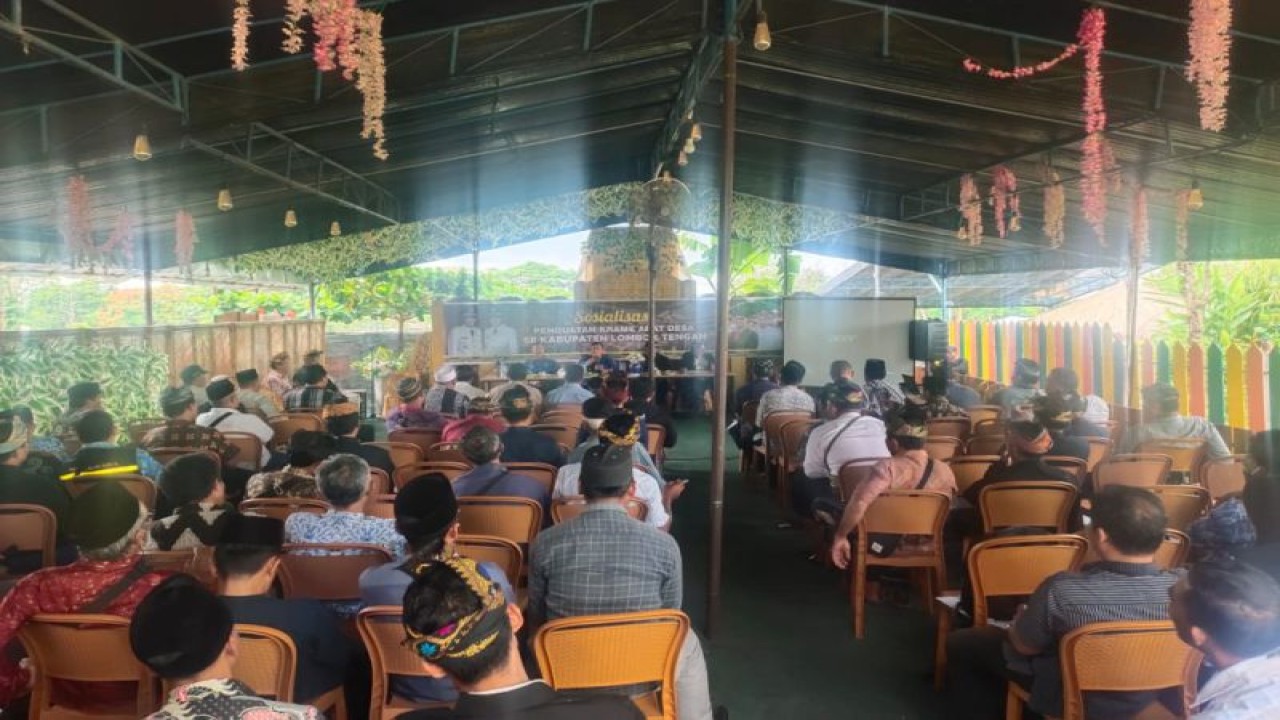 Acara sosialisasi penguatan krame adat di Lombok Tengah, Nusa Tenggara Barat (ANTARA/Humas Pemkab Lombok Tengah)