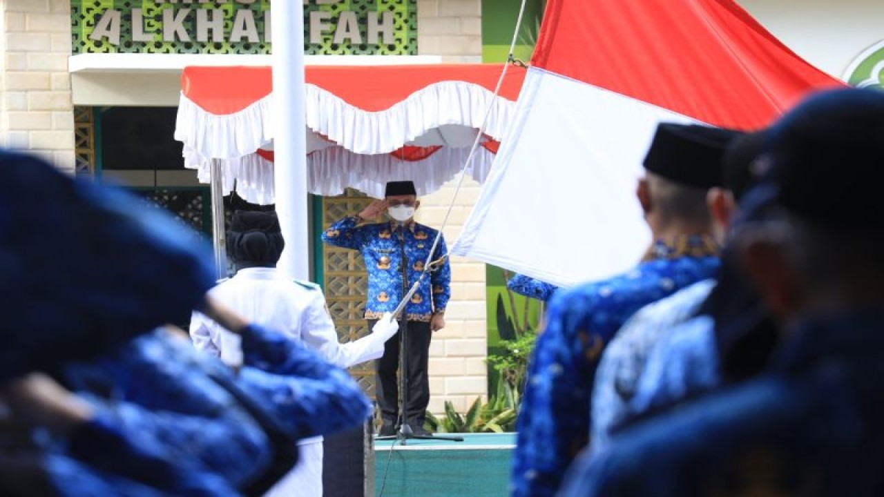 Upacara peringatan Hari Pahlawan di lingkungan Pemerintah Kota Pontianak, Kalimantan Barat, Kamis (10/11/2022). (ANTARA/HO-Pemkot Pontianak