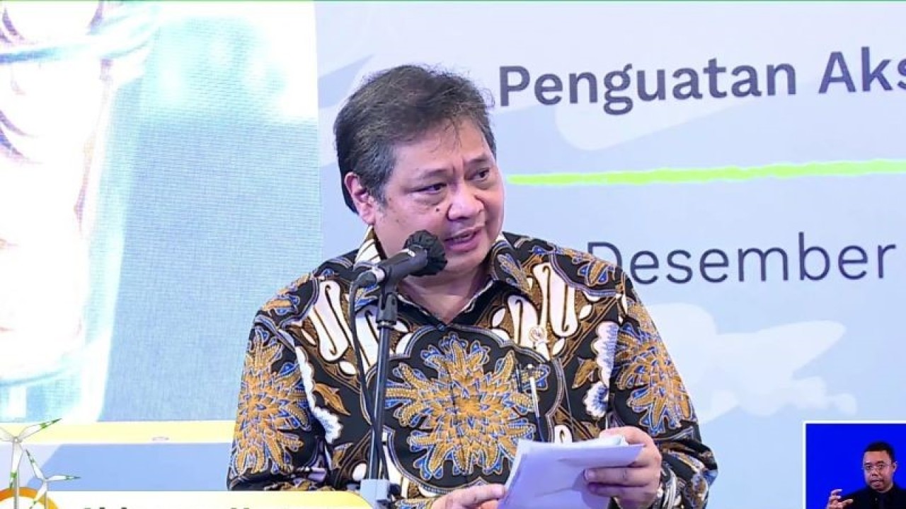 Menteri Koordinator Bidang Perekonomian Indonesia Airlangga Hartarto saat membuka Rakernas Badan Pengelola Dana Lingkungan Hidup (BPDLH) di Jakarta, Rabu. (ANTARA/ Muhammad Heriyanto)