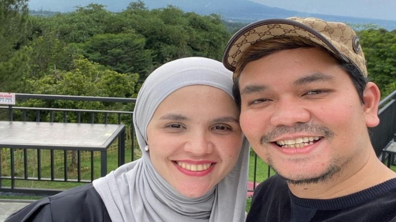 Pasangan Aldila Jelita dan Indra Bekti (ANTARA/Instagram @dhila_jelita)