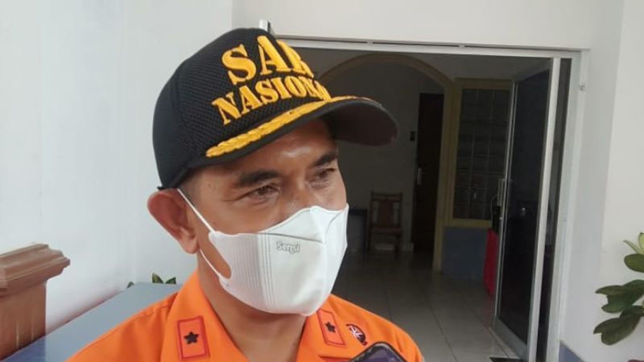 Kepala Kantor SAR Pencarian dan Pertolongan Palu, Andrias Hendrik Johanes. ANTARA/Moh Ridwan