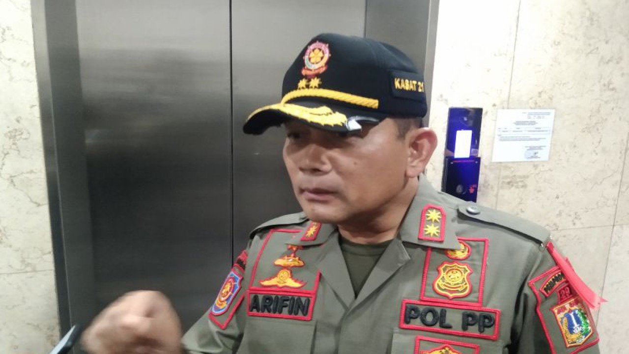 Kepala Satpol PP DKI Arifin di Balai Kota Jakarta, Kamis (22/12/2022) ANTARA/Dewa Ketut Sudiarta Wiguna