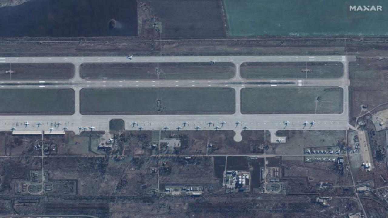 Arsip - Citra satelit menunjukkan Pangkalan Udara Engels di Saratov, Rusia, 4 Desember 2022. ANTARA/Maxar Technologies/HO via REUTERS/as