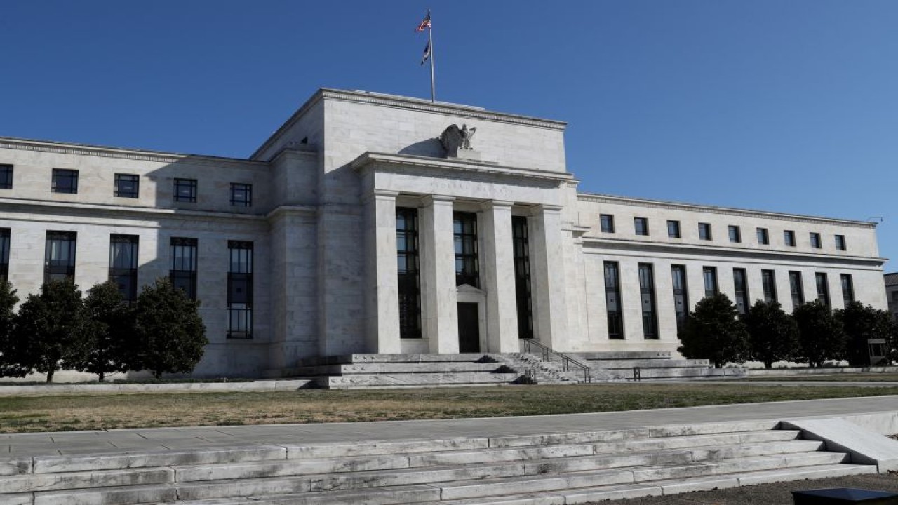 Arsip - Gedung Dewan Federal Reserve di Constitution Avenue digambarkan di Washington, AS, 19 Maret 2019. ANTARA/REUTERS/Leah Millis