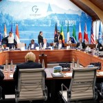 Arsip--Pemimpin Kelompok Tujuh (G7) berkumpul untuk makan siang di hotel Schloss Elmau di Elmau, Jerman, 27 Juni 2022. Susan Walsh/Pool via REUTERS-1670988288