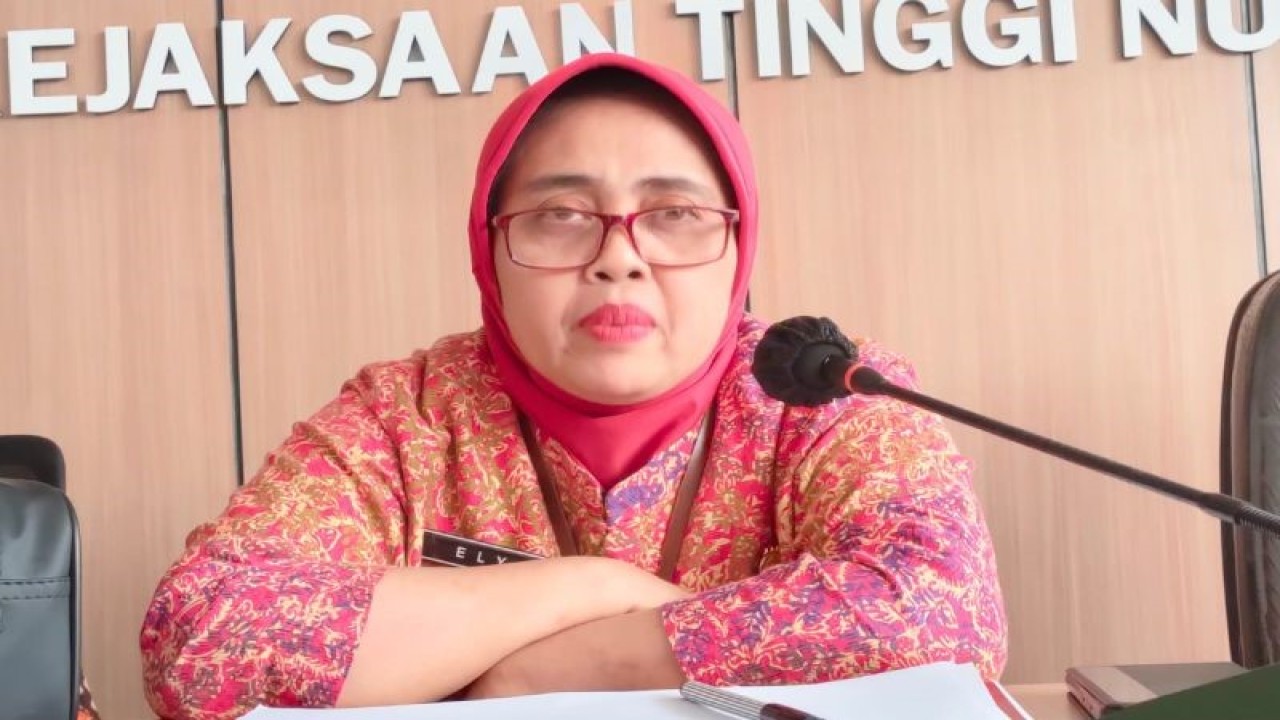 Aspidsus Kejati NTB Ely Rahmawati. (ANTARA/Dhimas B.P.)