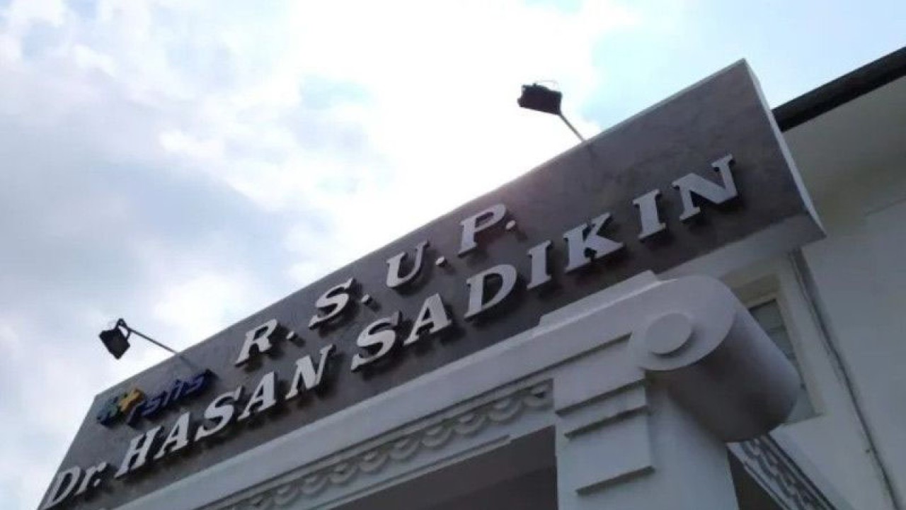 Rumah Sakit Umum Pusat dr Hasan Sadikin (RSHS) Bandung, Jawa Barat, (ANTARA/Bagus Ahmad Rizaldi)