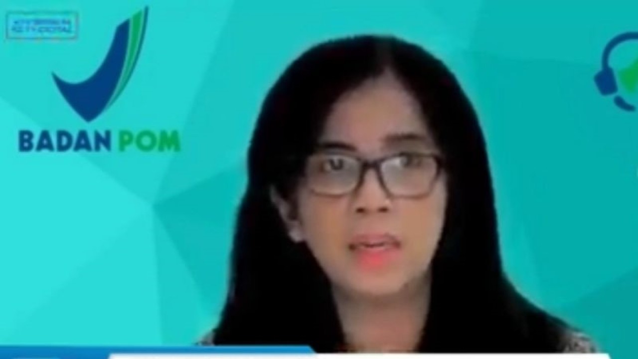 Tangkapan layar Plt. Direktur Pengawasan Produksi Obat, Narkotika, Psikotropika, dan Prekursor BPOM, Togi Junice Hutadjulu dalam webinar Perkembangan Hasil Penelitian Obat Mengandung EG dan DEG pada Kasus Gagal Ginjal Akut di Jakarta, Kamis (24/11/2022). (ANTARA/ Zubi Mahrofi)
