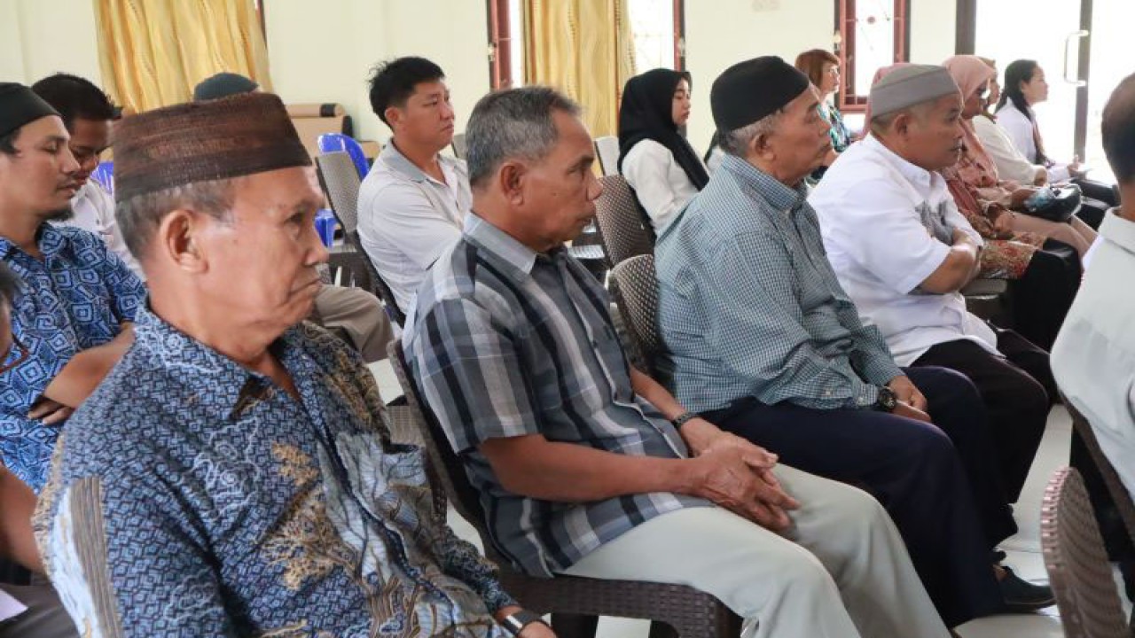 Pemkab Belitung Timur galakkan program harmonisasi untuk menjaga persatuan antar etnis dan agama, Jumat (2/12) (ANTARA/Ahmadi)