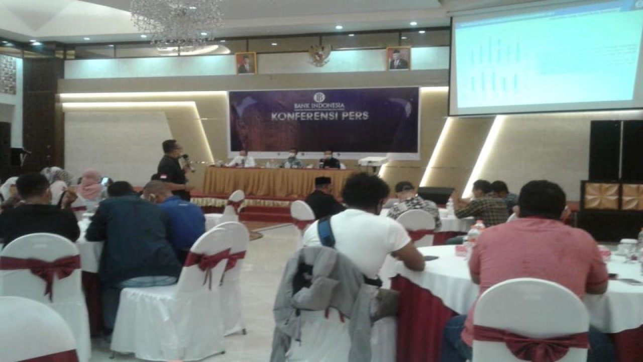 Kantor Perwakilan Bank Indonesia (BI) Provinsi Maluku Utara (Malut) menyatakan, telah menyiapkan uang layak edar sebanyak Rp1 triliun untuk memenuhi kebutuhan Natal dan Tahun Baru (Nataru) di wilayah Malut (Abdul Fatah)