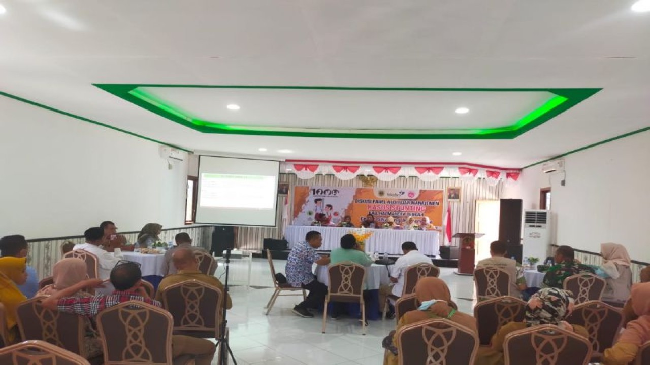 BKKBN Malut dan Pemkab Halmahera Tengah menggelar diskusi panel audit dalam pengelolaan manajemen kasus stunting tahap II (ANTARA/Abdul Fatah)
