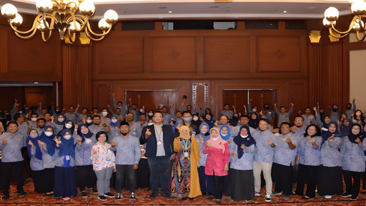 Perwakilan BKKBN Provinsi Jawa Tengah saat menghadiri acara Evaluasi Kinerja Penyuluh Keluarga Berencana Dalam Rangka Percepatan Penurunan Stunting di Semarang, Jawa Tengah pada Senin (19/12/2022). (ANTARA/HO-BKKBN)