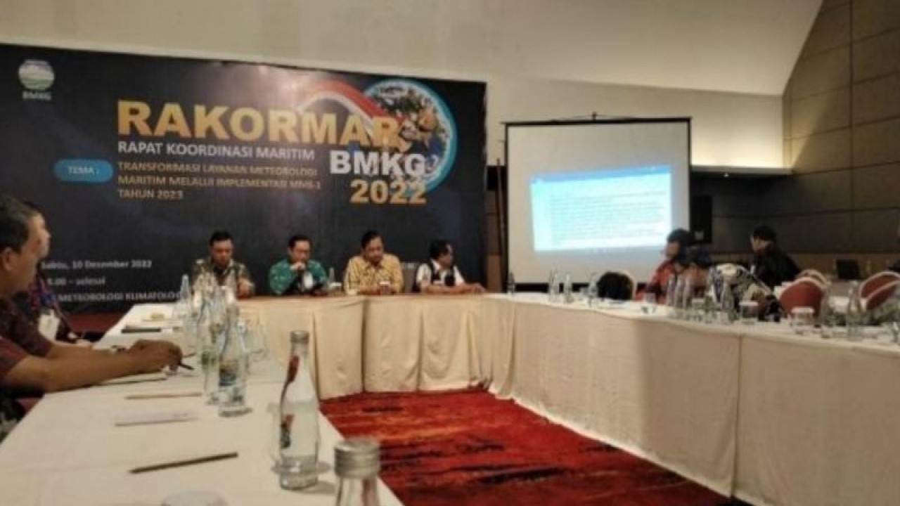Rapat Koordinasi Pusat Meteorologi Maritim BMKG bersama UPT Stasiun Meteorologi Maritim dan UPT Stasiun Meteorologi Maritim Mandatori dari seluruh Indonesia di Bali, Sabtu (11/12/2022). (FOTO ANTARA/HO-BMKG)