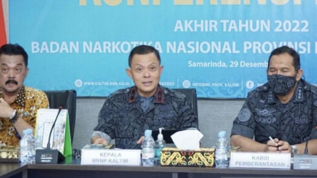 Kepala BNN Provinsi Kaltim Brigjen Pol Edhy Moestofa pada Siaran Pers Akhir Tahun 2022, di ruang rapat Kantor BNNP Kaltim, Jalan Rapak Indah, Samarinda, Kamis (29/12/2022). ANTARA/HO-Diskominfo Kaltim