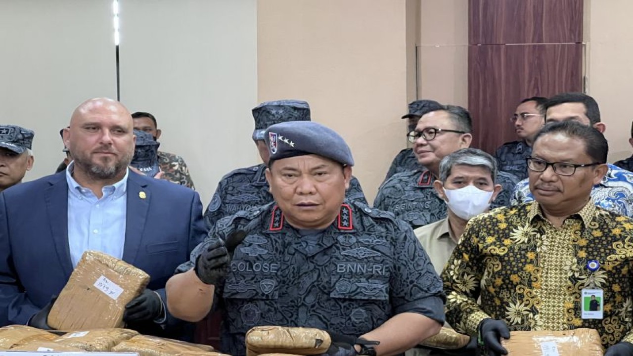 Kepala Badan Narkotika Nasional, Komisaris Jenderal Polisi Petrus Reinhard Golose, dalam konferensi pers di Kantor BNN RI, Jakarta, Kamis (29/12/2022). ANTARA/Putu Indah Savitri