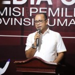 Desrio Putra gelar jumpa pers usai menyerahkan syarat dukungan ke KPU Sumbar. (ANTARA/ HO Gusdi Rico)-1672364632