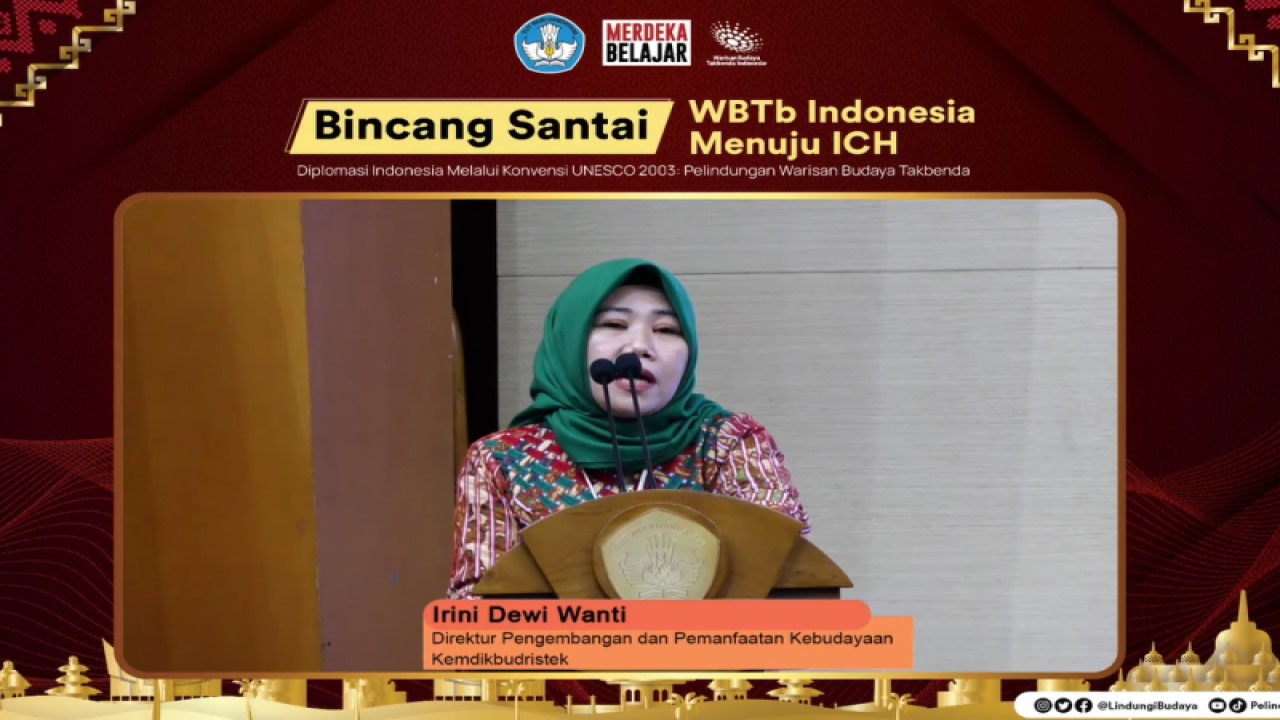Direktur Pengembangan dan Pemanfaatan Kebudayaan Kemdikbudristek Irini Dewi Wanti dalam “Bincang Santai WBTb Indonesia Menuju ICH” yang diikuti secara virtual di Jakarta, Kamis (08/12/2022). (ANTARA/Rizka Khaerunnisa)