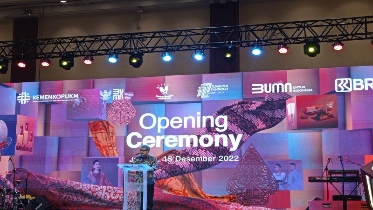 Direktur Utama BRI Sunarso dalam Opening Ceremony UMKM Expo(rt) Brilianpreneur di Jakarta Convention Center, Kamis (15/12/2022). (ANTARA/Sanya Dinda)